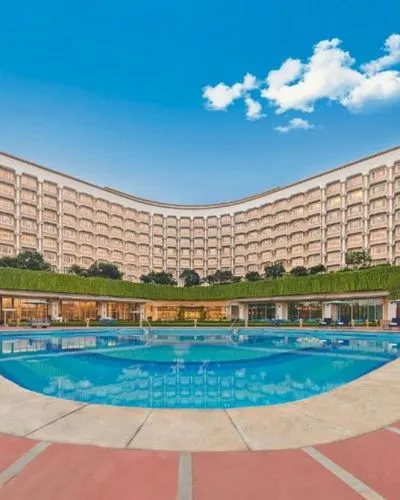 Taj Palace Hotel Escorts